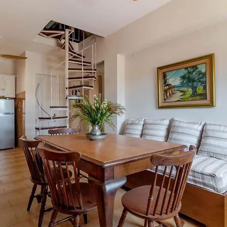 Apartament Aethra Country 3-floor Slim By New Era Áno Korakiána